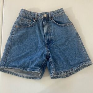 Women’s Zara Denim shorts size 0